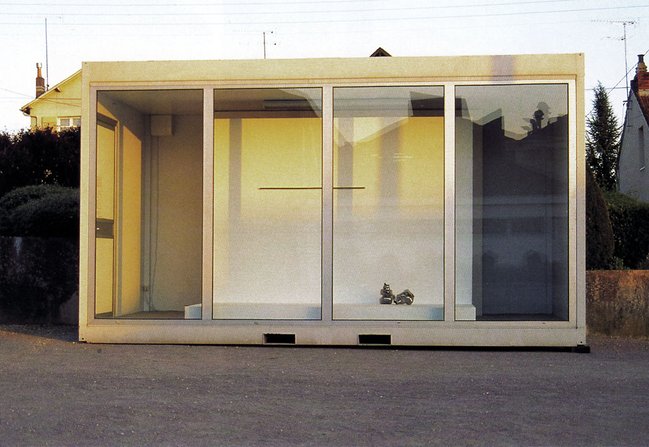La Borne, Issoudun, 2002, avec Bernard Guerbadot, 3 pièces en céramique, polystyrène